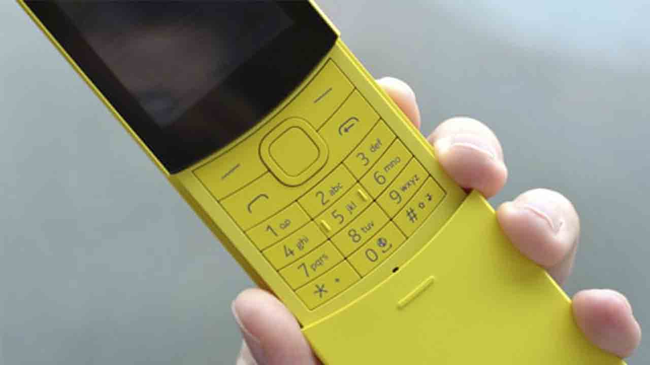Nokia 8110 4G, un viaje a la nostalgia